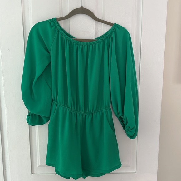 Vici Green Romper - Picture 2 of 3